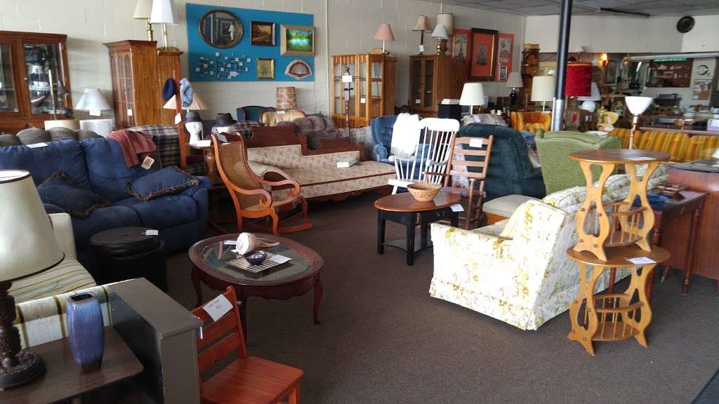 Meadowbrook Furniture & More, LLC | 3723 South Main, Anderson, IN 46013, USA | Phone: (765) 393-0046
