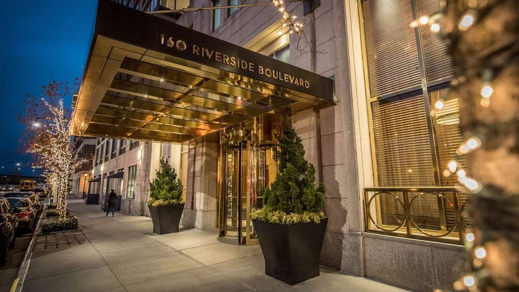 160 Riverside Boulevard Apartments | 160 Riverside Blvd, New York, NY 10069, USA | Phone: (212) 776-8325