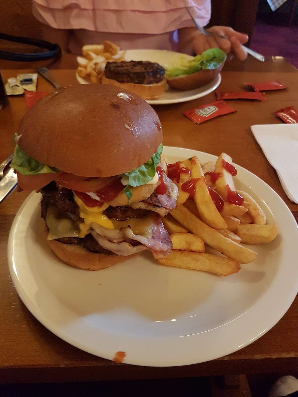 The Beacon Tree | Green Ln, Dagenham, Greater London RM8 1DJ, UK | Phone: 020 8984 0952
