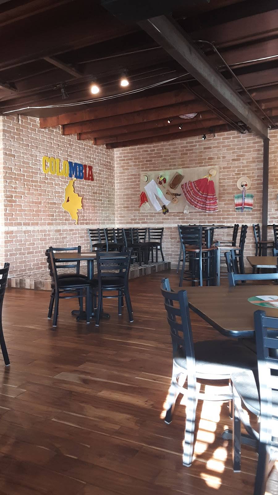 Mi Bambuco Colombian Restaurant | 5808 Burleson Rd, Austin, TX 78744, USA | Phone: (737) 202-4670