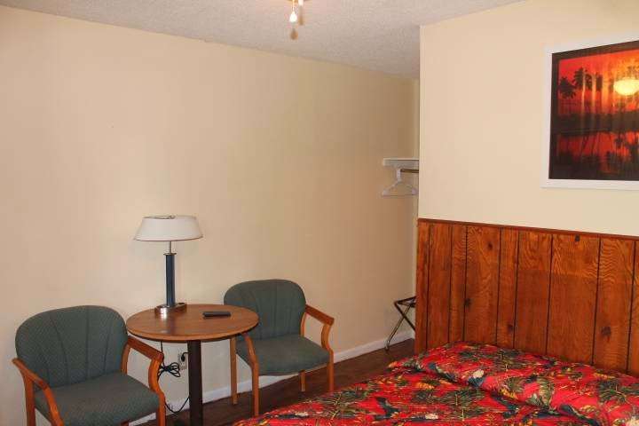 Lake Norman Motel | 4491 Slanting Bridge Rd, Sherrills Ford, NC 28673, USA | Phone: (828) 478-2817