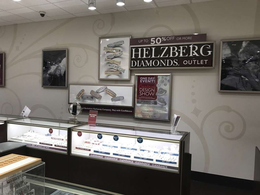 Helzberg Diamonds | 22705 Clarksburg Rd Suite 928, Clarksburg, MD 20871 | Phone: (301) 556-0932