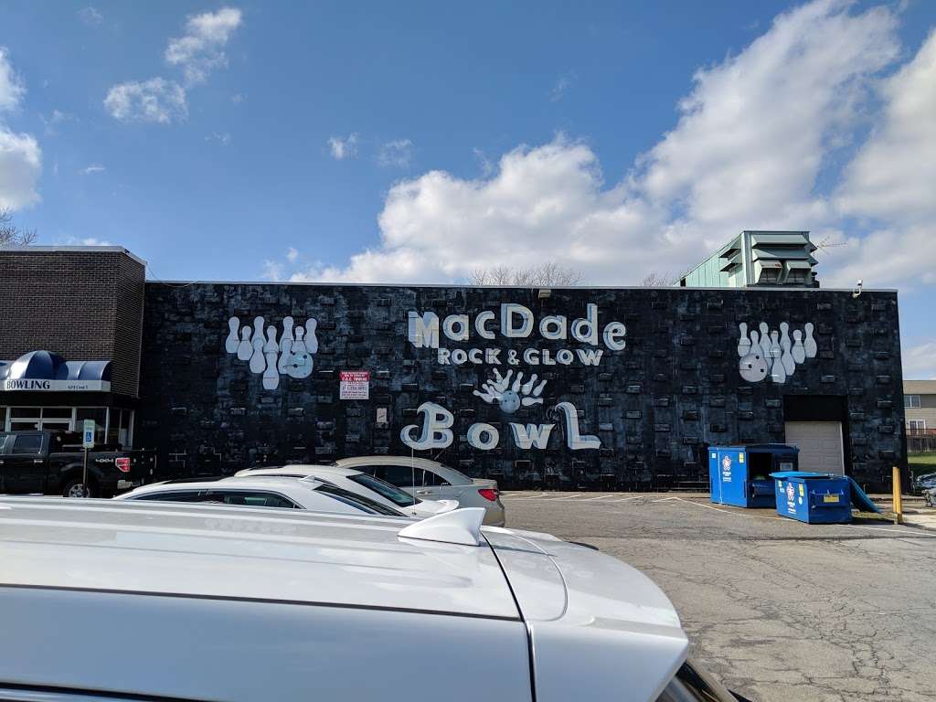 MacDade Bowl | 2105 MacDade Boulevard, Holmes, PA 19043, USA | Phone: (610) 532-9044