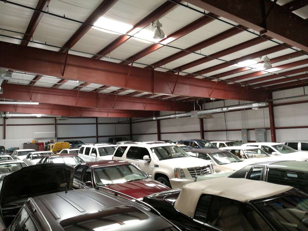 Midwest Auto Collection | 3825 Commerce Dr, St. Charles, IL 60174 | Phone: (630) 940-2924