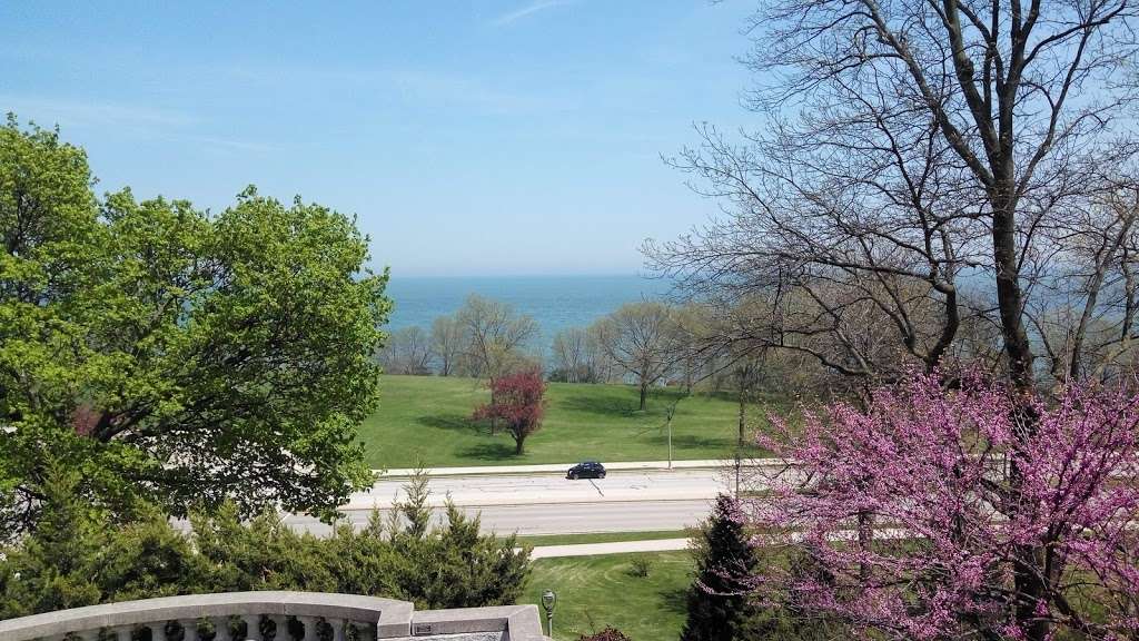 Lake Park | 2975 N Lake Park Rd, Milwaukee, WI 53211, USA | Phone: (414) 257-7275