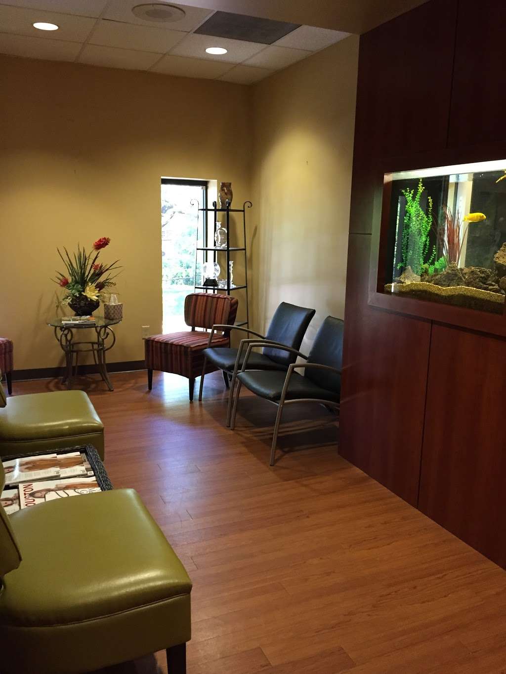 Maxwello Dental | 5009 Caroline St #201, Houston, TX 77004, USA | Phone: (281) 974-1679