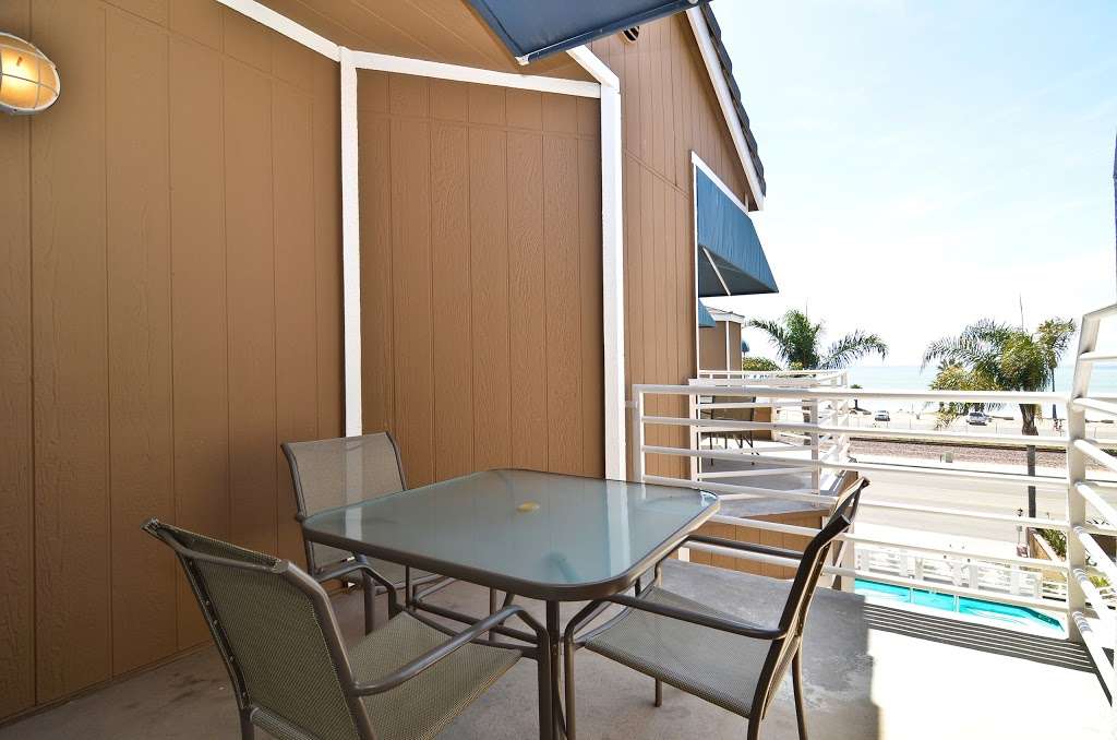 Beachfront Inn & Suites | 34734 Coast Hwy, Capistrano Beach, CA 92624 | Phone: (949) 248-1316
