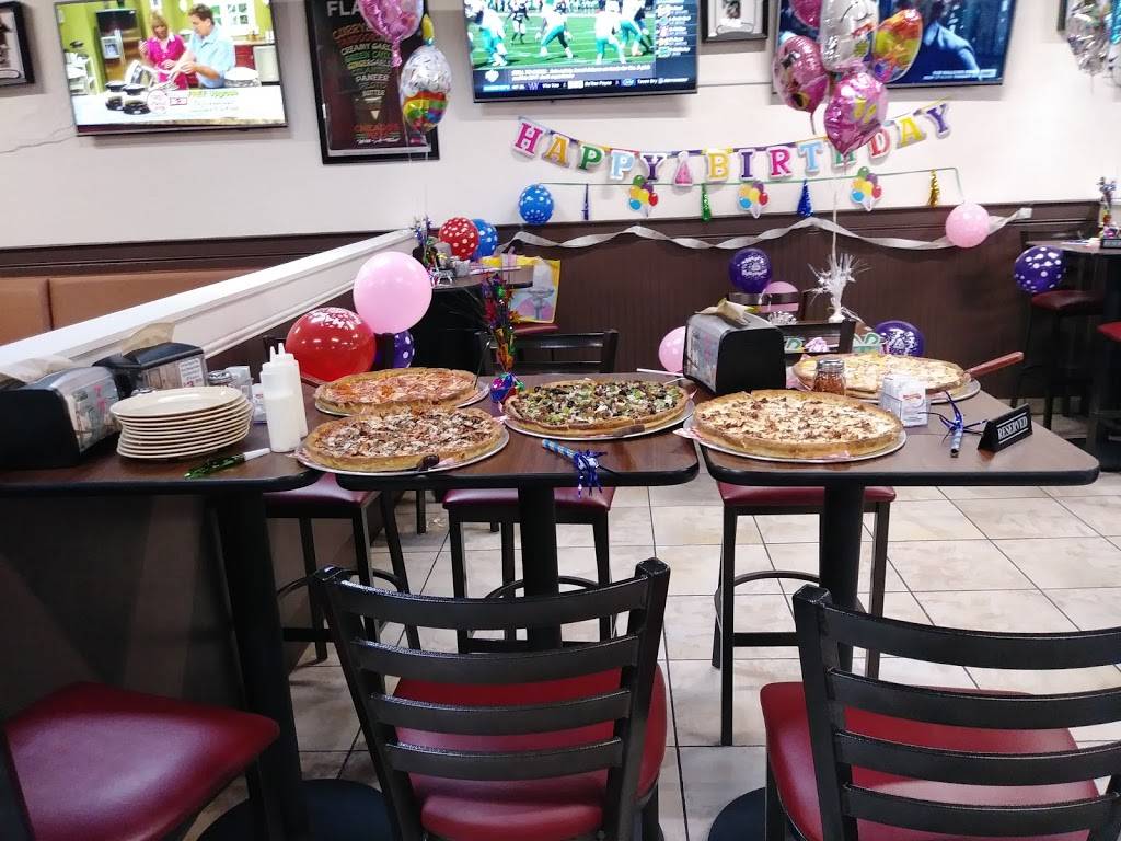 Chicagos Pizza With A Twist | 4526, 5560 E Kings Canyon Rd, Fresno, CA 93727, USA | Phone: (559) 900-5800