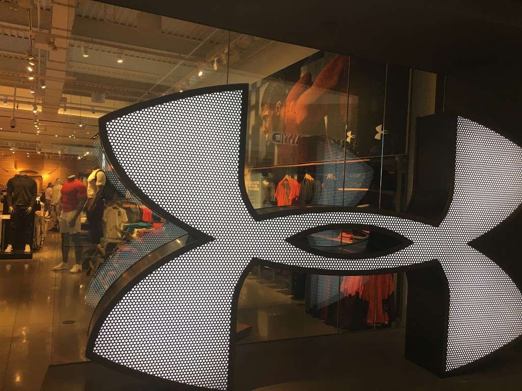 Under Armour Brand House | 3200 S Las Vegas Blvd Space 1040, Las Vegas, NV 89109 | Phone: (702) 267-6033