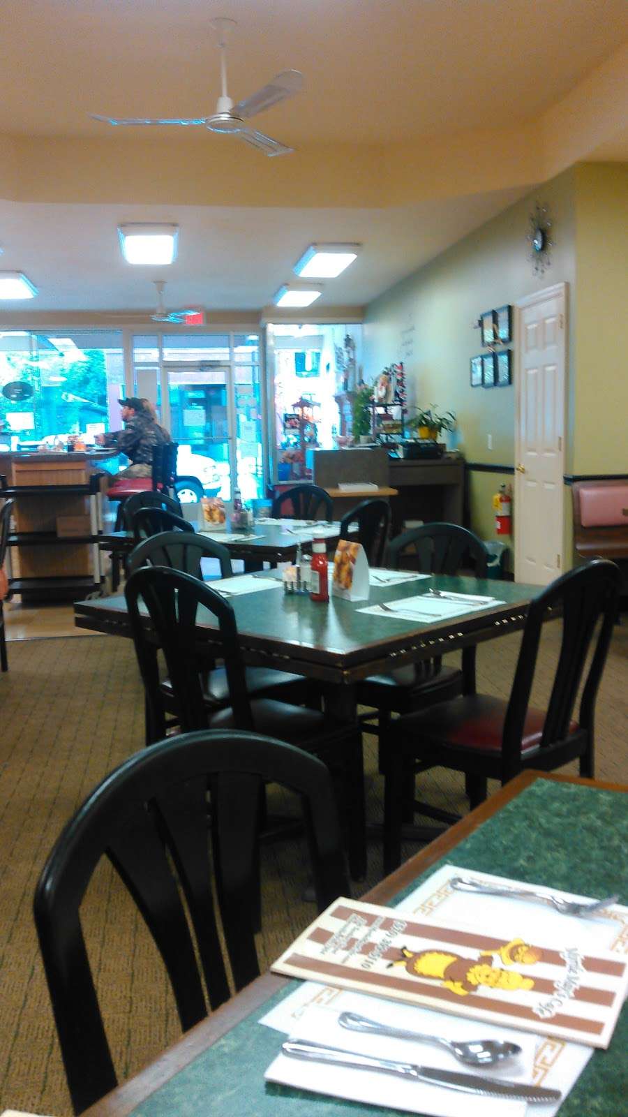 Myrtle Mays Café | 236 Sunbury St, Minersville, PA 17954, USA | Phone: (570) 399-5110