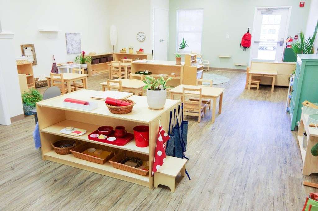 Guidepost Montessori School at Wicker Park | 1530 N Damen Ave, Chicago, IL 60622, USA | Phone: (773) 663-4732