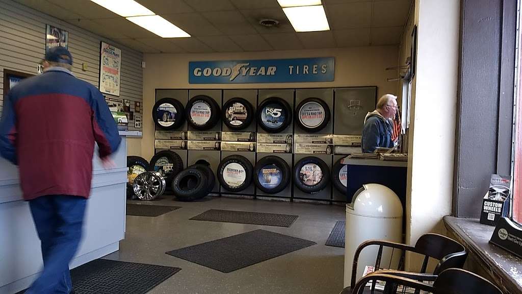 Atlantic Tire | 7307 Pulaski Hwy, Baltimore, MD 21237 | Phone: (410) 866-6400