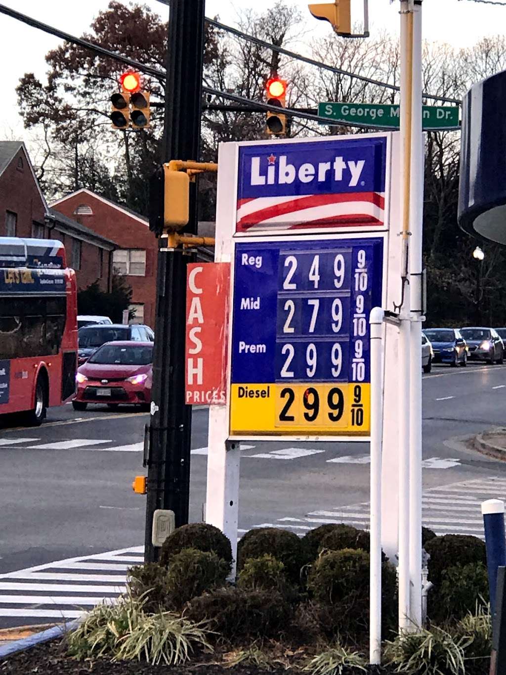 Liberty Gas & Ahmed’s George Mason Auto Service (Columbia Pike@G | 4211 Columbia Pike, Arlington, VA 22204, USA | Phone: (703) 892-0510