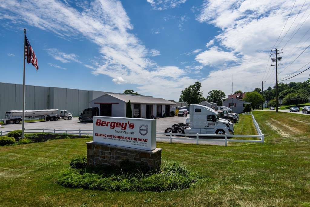 Bergeys Truck Centers | 1144 W Baltimore Pike, Kennett Square, PA 19348, USA | Phone: (215) 799-4420