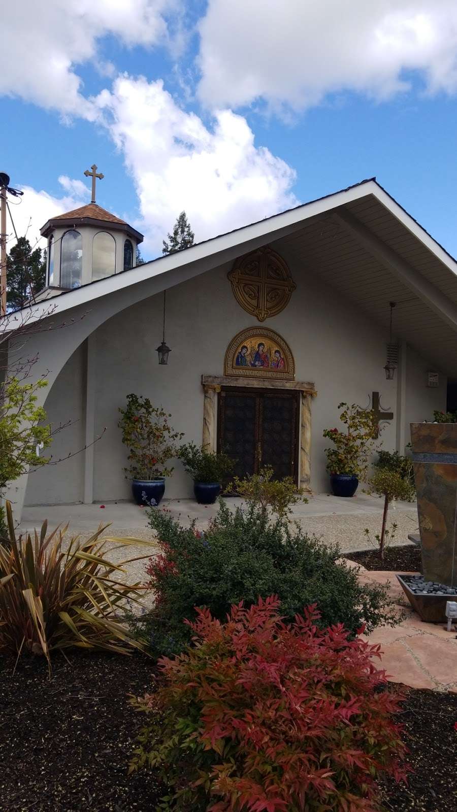 Holy Trinity Serbian Orthodox Church | 1700 School St, Moraga, CA 94556, USA | Phone: (925) 376-5982