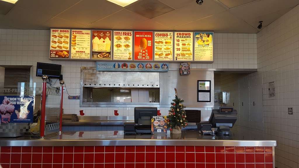 Wienerschnitzel | 12951 Hesperia Rd #2, Victorville, CA 92392, USA | Phone: (760) 241-7600