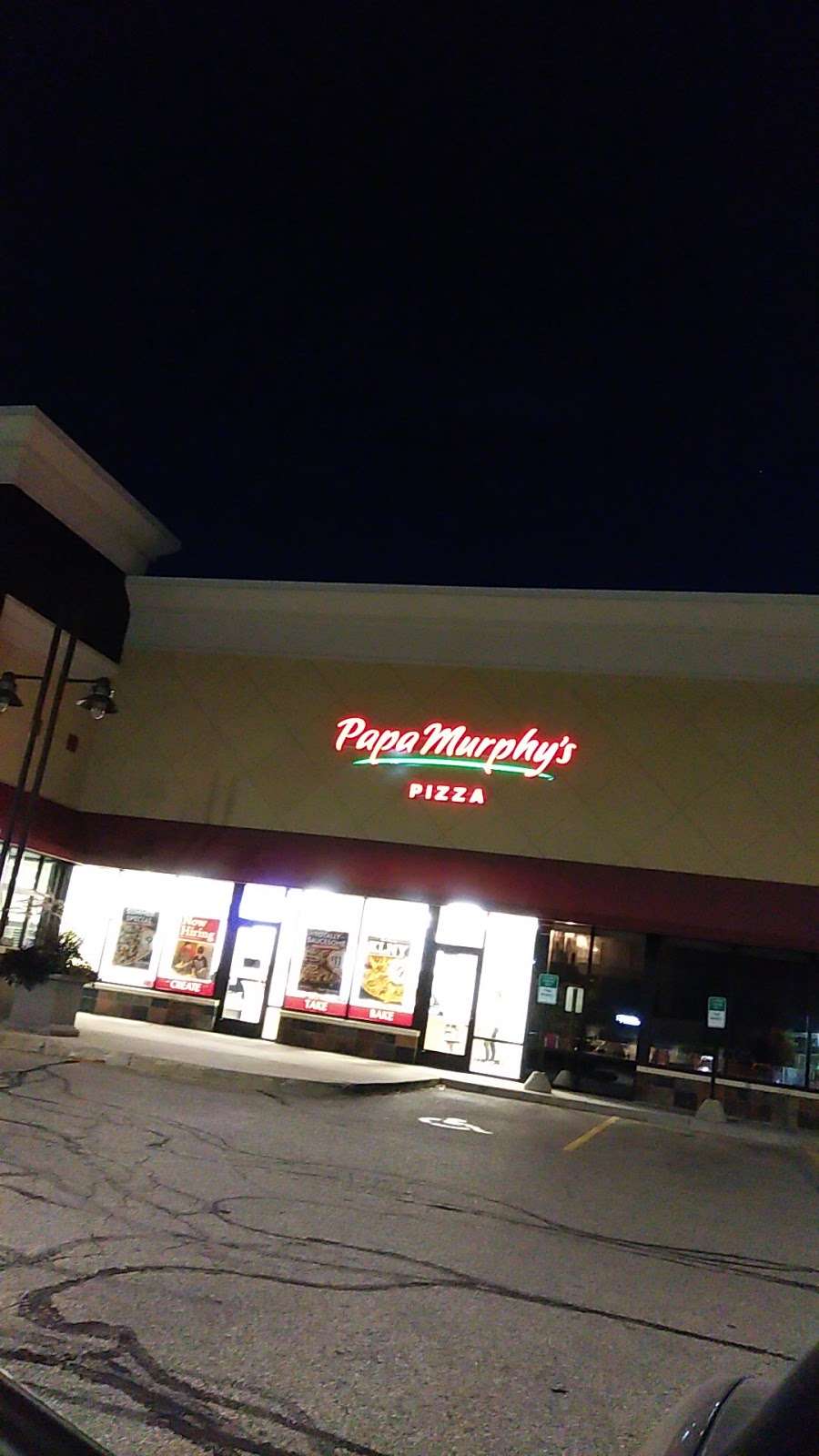 Papa Murphys Take N Bake Pizza | 5319A, S 108th St, Hales Corners, WI 53130, USA | Phone: (414) 425-2222