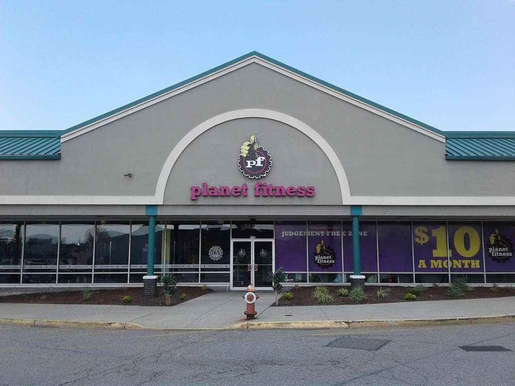 Planet Fitness | 175 Avenue A, Bayonne, NJ 07002 | Phone: (201) 858-4444