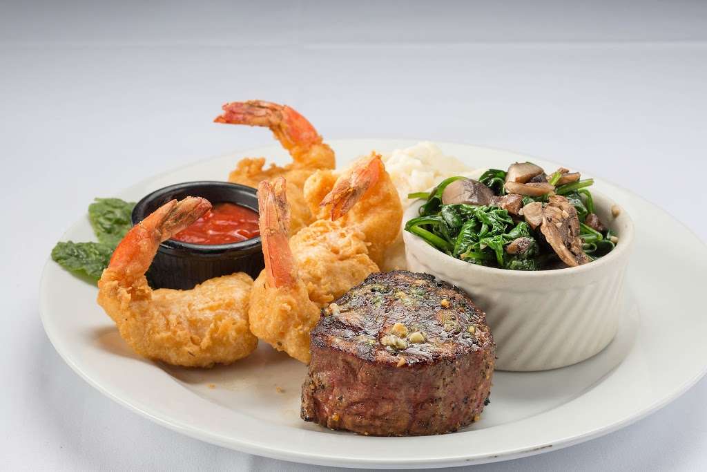 Stone Creek Dining Company - Greenwood | 911 N State Rd 135, Greenwood, IN 46142, USA | Phone: (317) 889-1200