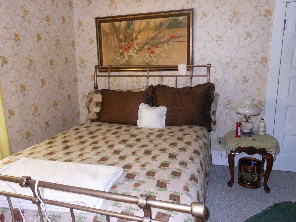 Vickis Inn Bed and Breakfast | 1316 Old Ocean City Rd, Salisbury, MD 21804, USA | Phone: (443) 880-2495