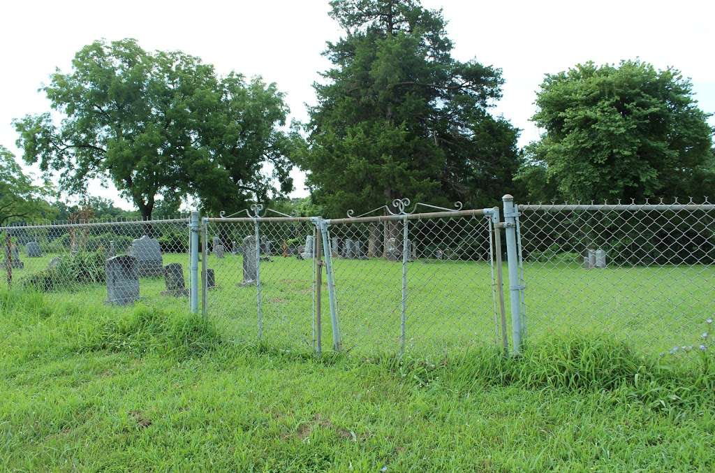 Wampler Cemetery | Knob Noster, MO 65336, USA