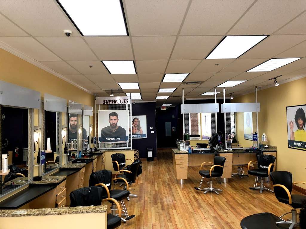 Supercuts | 10639 Narcoossee Rd, Orlando, FL 32832 | Phone: (407) 367-5655