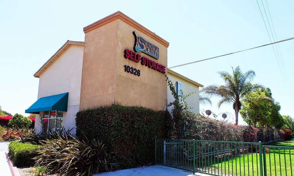 Storage Outlet - Bellflower | 10326 Foster Rd, Bellflower, CA 90706 | Phone: (562) 925-0534