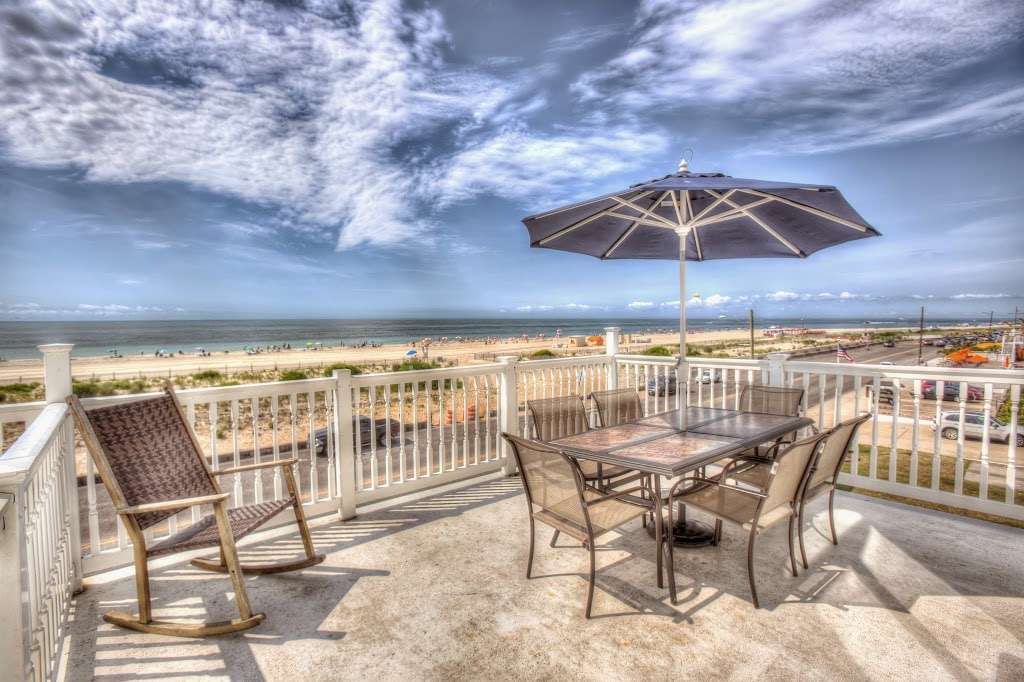 Grand Hotel of Cape May | 1045 Beach Ave, Cape May, NJ 08204 | Phone: (609) 884-5611