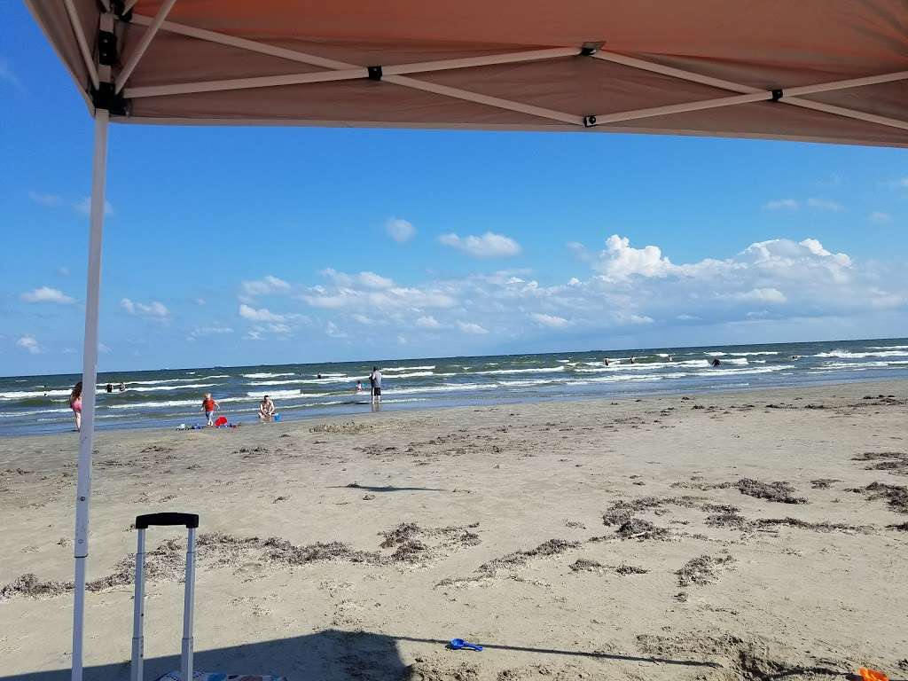 East Beach Free Parking | Apffel Park Rd, Galveston, TX 77550, USA