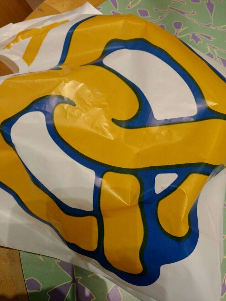 Auntie Annes | 118 Stratford Dr, Bloomingdale, IL 60108, USA | Phone: (630) 529-7889