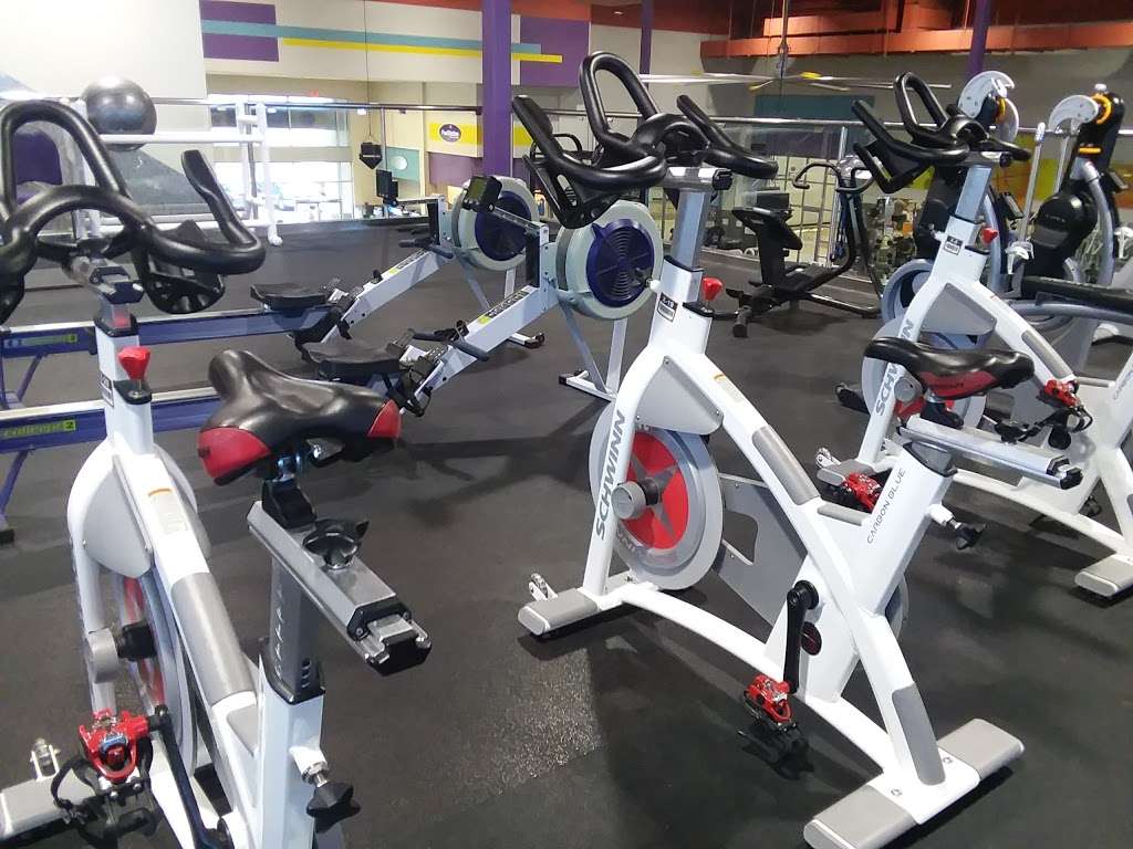 24 Hour Fitness | 11528 Gulf Fwy, Houston, TX 77034, USA | Phone: (713) 943-2220