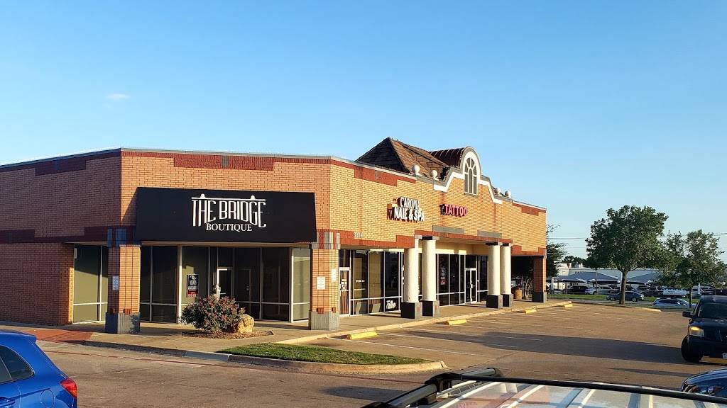 The Bridge Boutique, | 9108 Camp Bowie W Blvd, Fort Worth, TX 76116, USA | Phone: (817) 560-0011