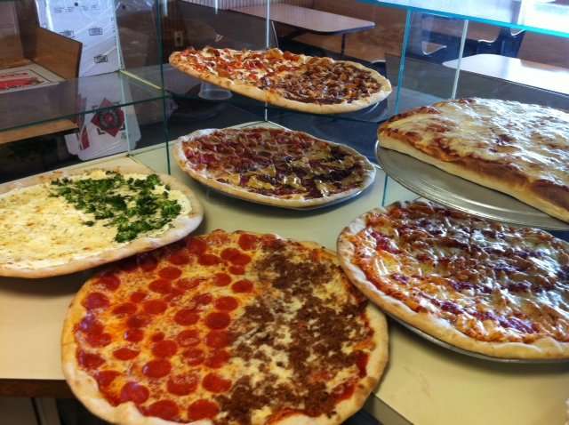 Corsis Pizza | 153 Newtons Corner Rd, Howell, NJ 07731, USA | Phone: (732) 840-0044