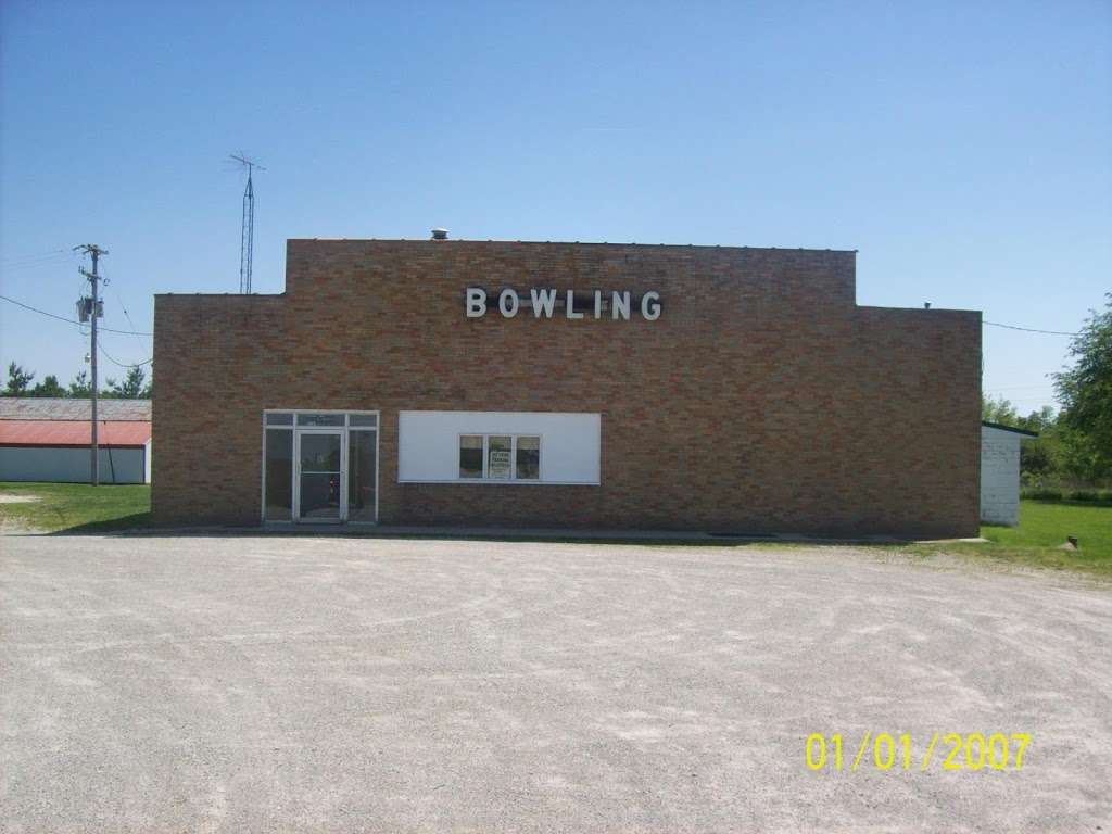 Concord Bowl | 405 US-52, Iroquois, IL 60945, USA | Phone: (815) 429-3101