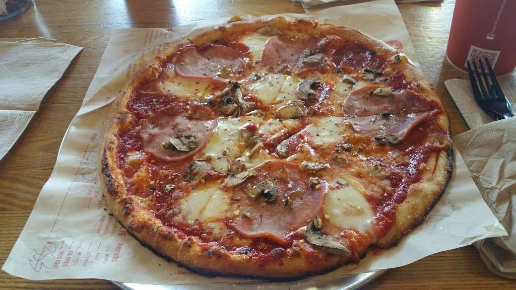 Blaze Pizza | 4114 Sepulveda Blvd, Culver City, CA 90230, USA | Phone: (310) 340-0638