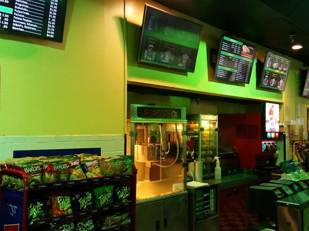 Cinema Latino | 2233 Southmore Ave, Pasadena, TX 77502, USA | Phone: (713) 477-2888