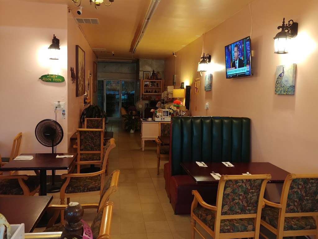 Thai Lady Restaurant | 15534 La Mirada Blvd, La Mirada, CA 90638, USA | Phone: (657) 254-9908