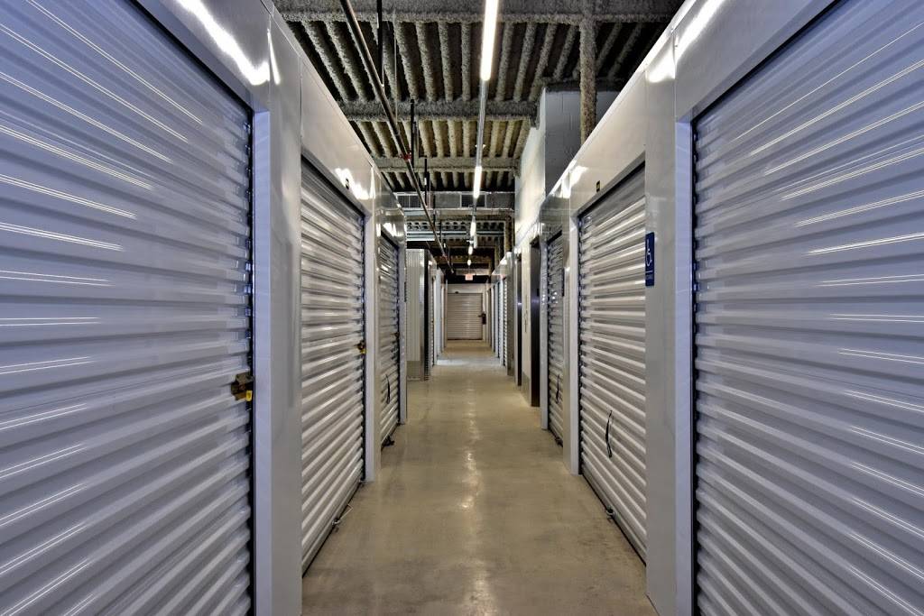 Life Storage | 4909 S IH 35 Frontage Rd, Austin, TX 78744 | Phone: (512) 256-4510