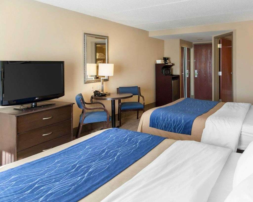 Comfort Inn Near Quantico Main Gate North | 16931 Old Stage Rd, Dumfries, VA 22025, USA | Phone: (703) 445-8070