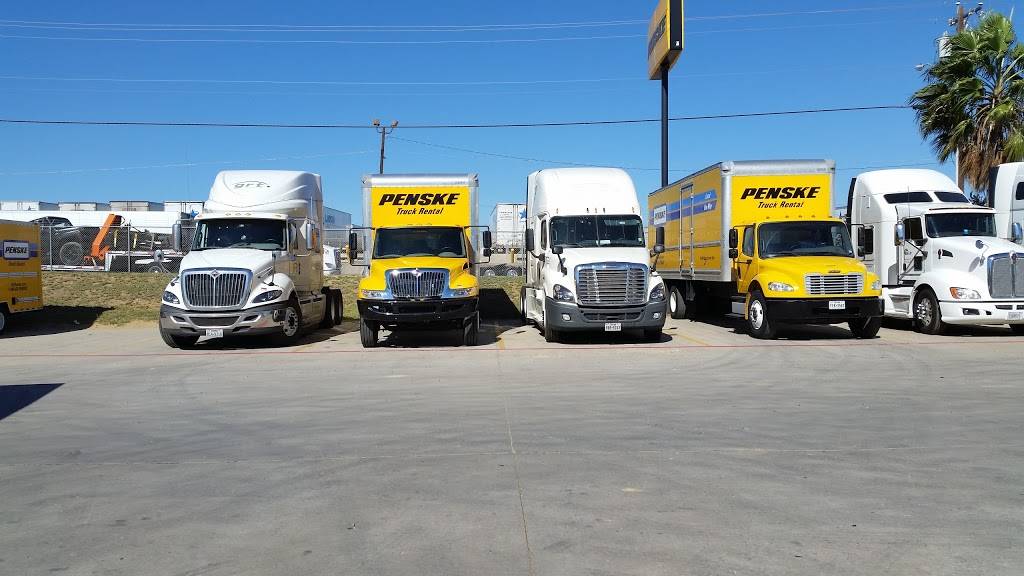 Penske Truck Rental | 8401 Killam Industrial Blvd, Laredo, TX 78045, USA | Phone: (956) 723-4339