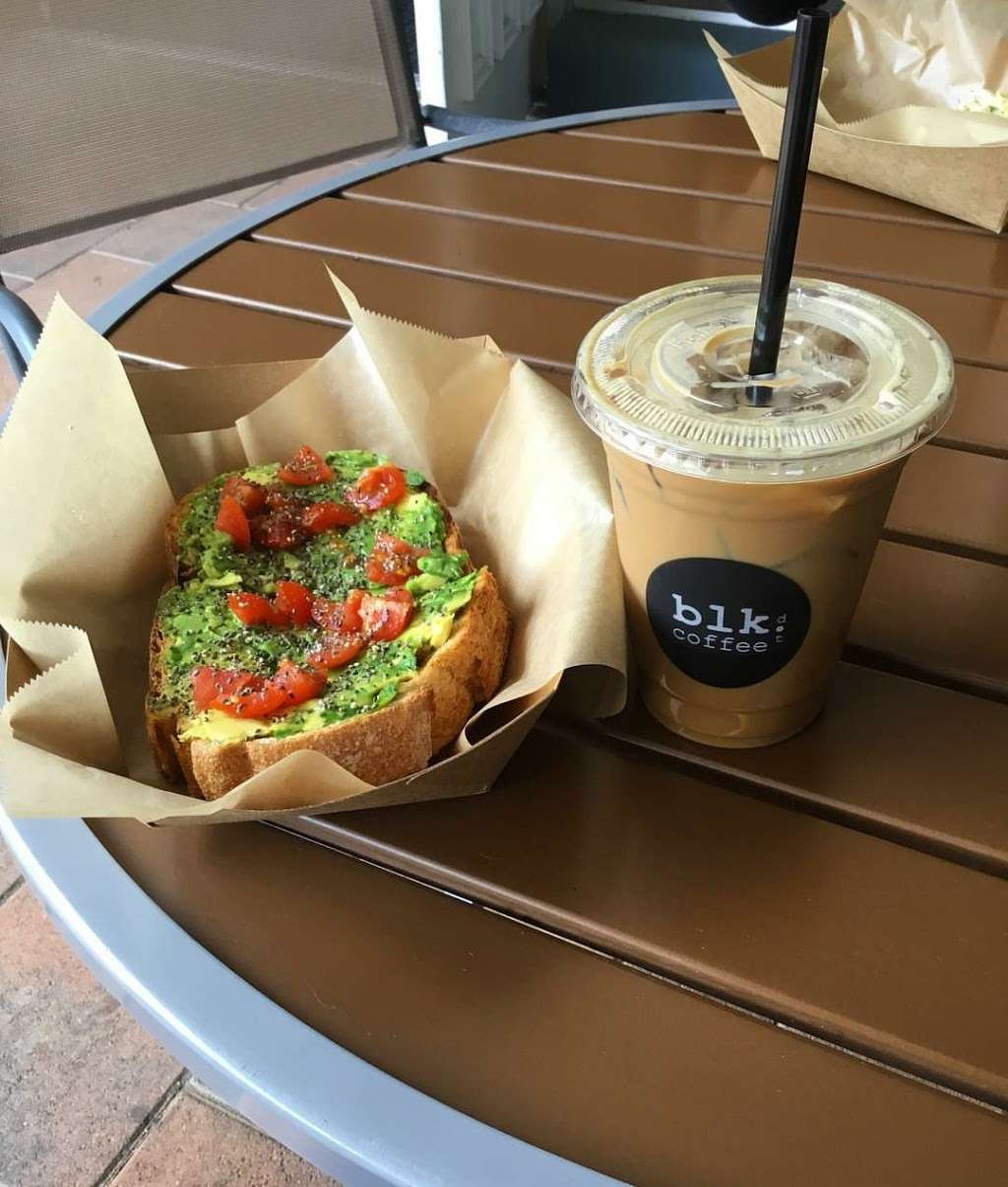 Blk Dot Coffee | 656 N Coast Hwy, Laguna Beach, CA 92651, USA | Phone: (949) 371-0288