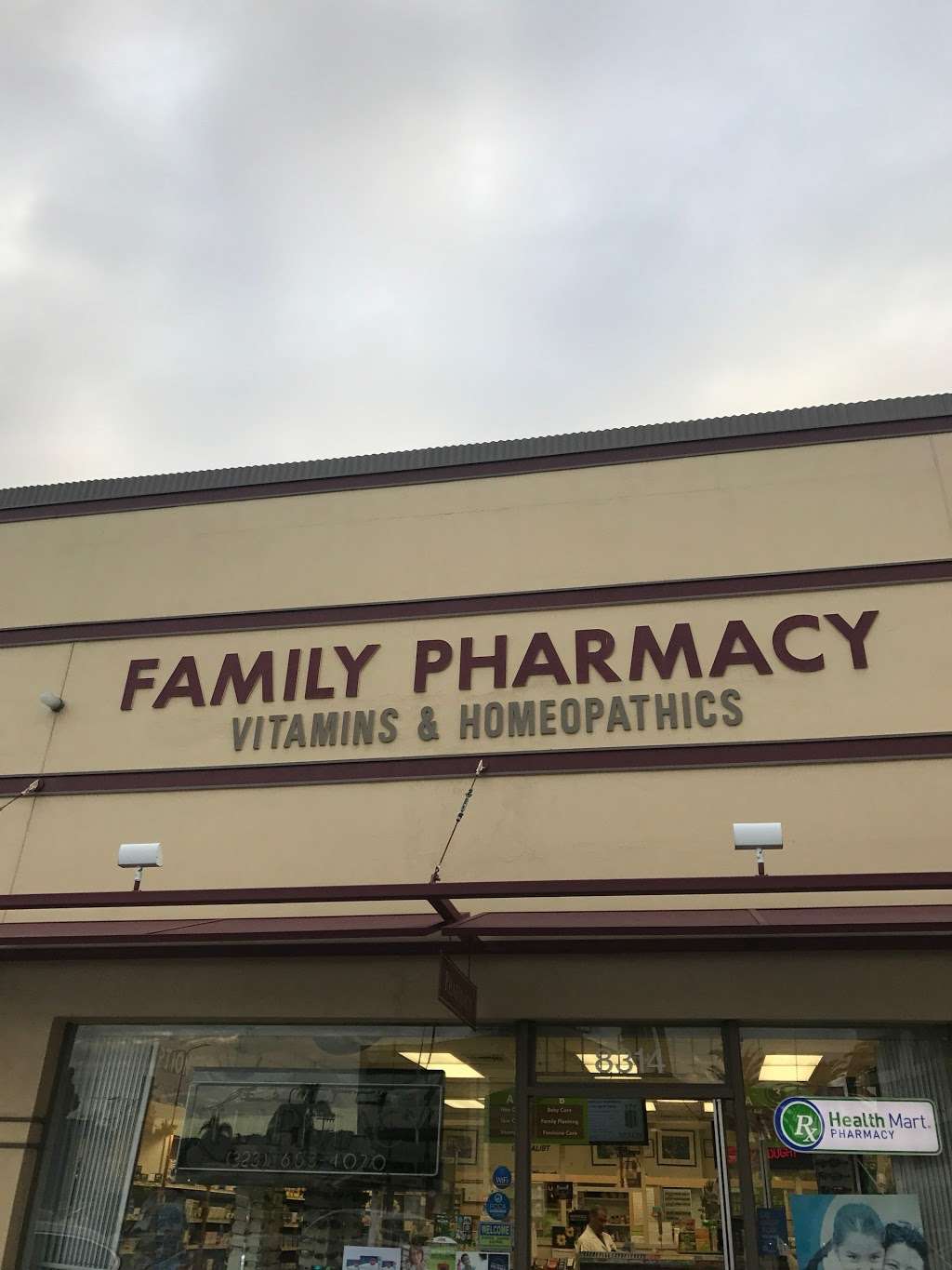 Family Pharmacy Services of Beverly Hills | 8314 Wilshire Blvd, Beverly Hills, CA 90211, USA | Phone: (323) 653-4070