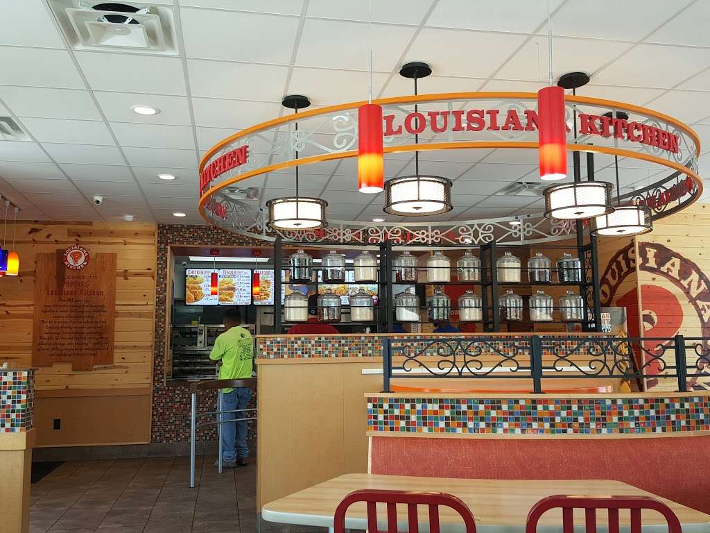 Popeyes Louisiana Kitchen | 9007 East Sam Houston Pkwy N, Houston, TX 77044, USA | Phone: (832) 328-5191