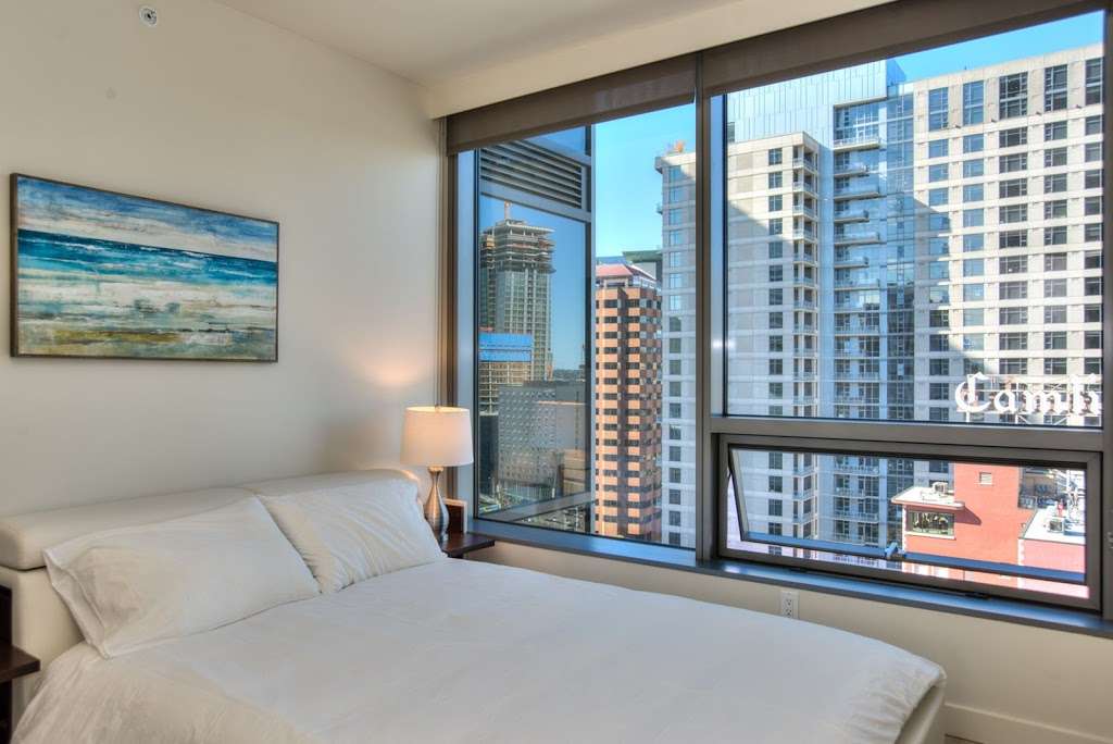Pelican Modern Apartments in Downtown LA | 1111 Wilshire Blvd, Los Angeles, CA 90017, USA | Phone: (310) 736-9175