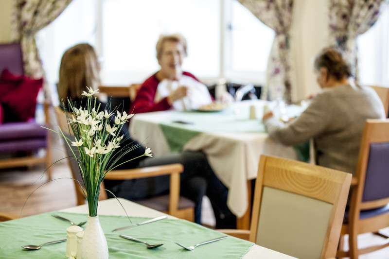 Mayflower Care Home | Hartshill Rd, Northfleet, Gravesend DA11 7DX, UK | Phone: 01474 531030