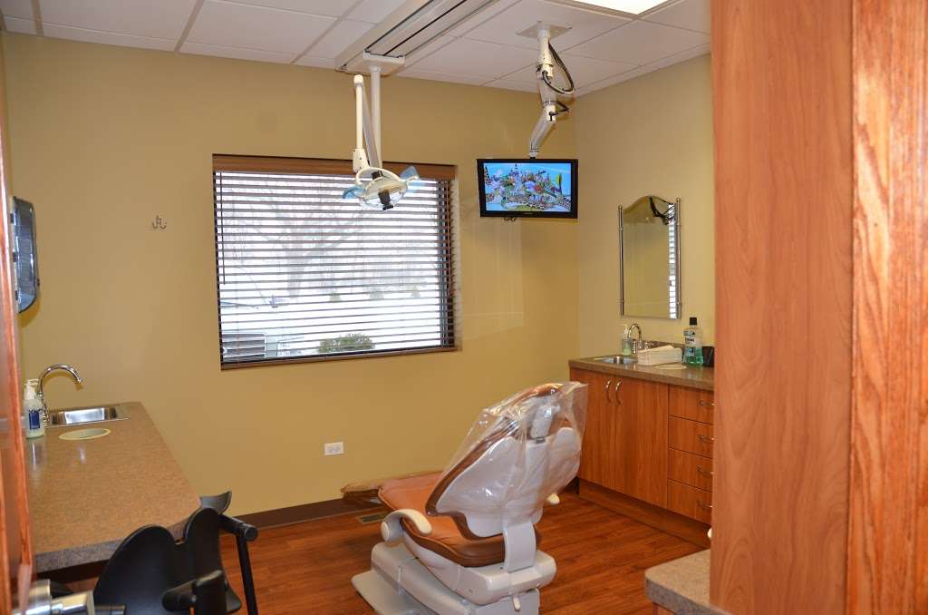 Dr. Vu A. Phan, DDS | 1220 N Green Bay Rd, Waukegan, IL 60085, USA | Phone: (847) 336-9798