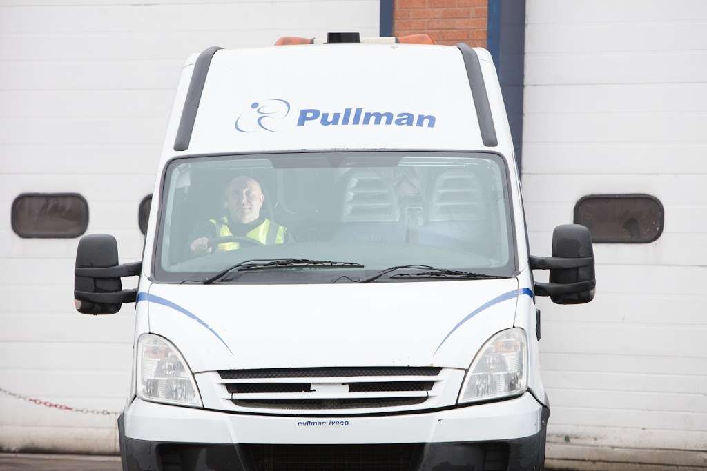 Pullman Fleet Services | Pullman Fleet Services, Motherwell Way, Grays RM20 3XD, UK | Phone: 01708 890000