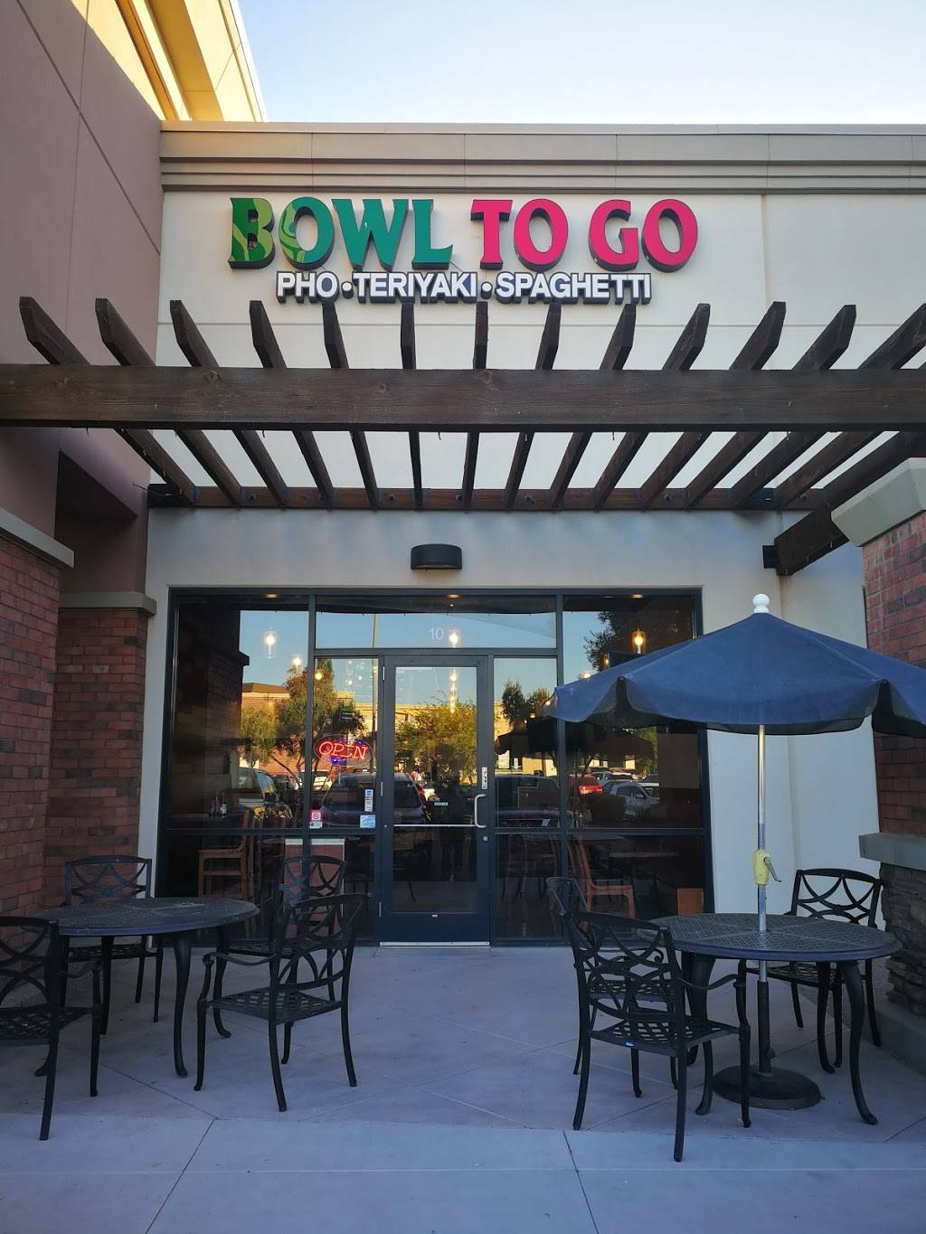 Bowl To Go | 2100 S Gilbert Rd Suite 10, Chandler, AZ 85286, USA | Phone: (480) 814-8646