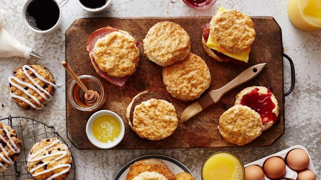Bojangles Famous Chicken n Biscuits | 310 N Salisbury GQ Ave, Spencer, NC 28159, USA | Phone: (704) 647-0859