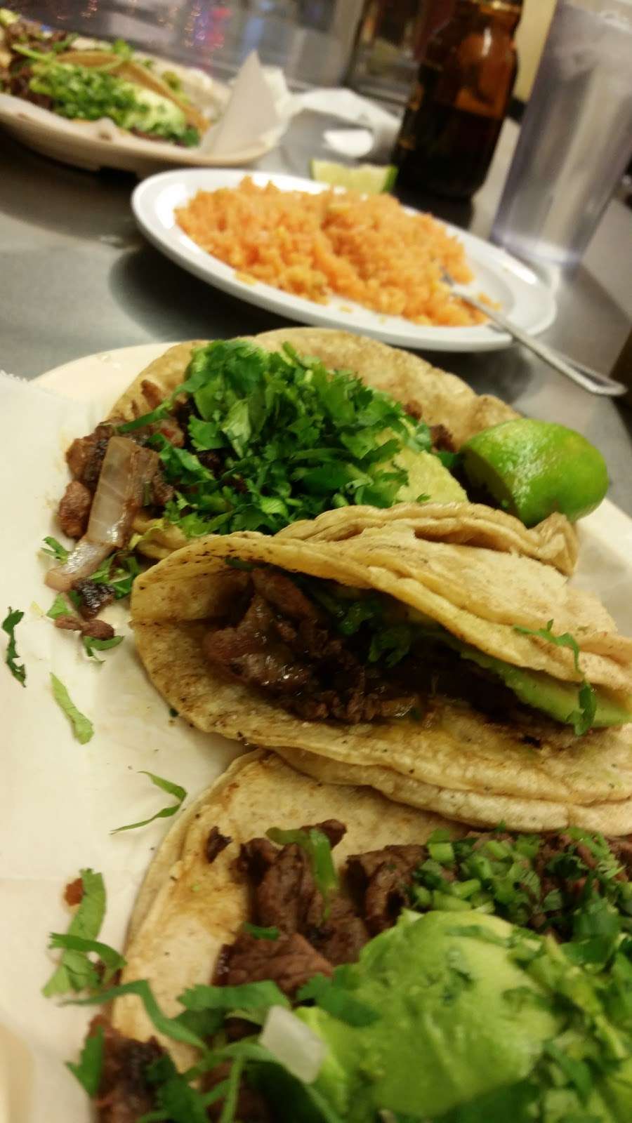 Taqueria La Hacienda | 3650, 3452 W 59th St, Chicago, IL 60629, USA | Phone: (773) 778-1000